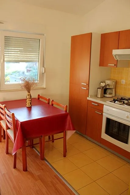 Apartman 4
