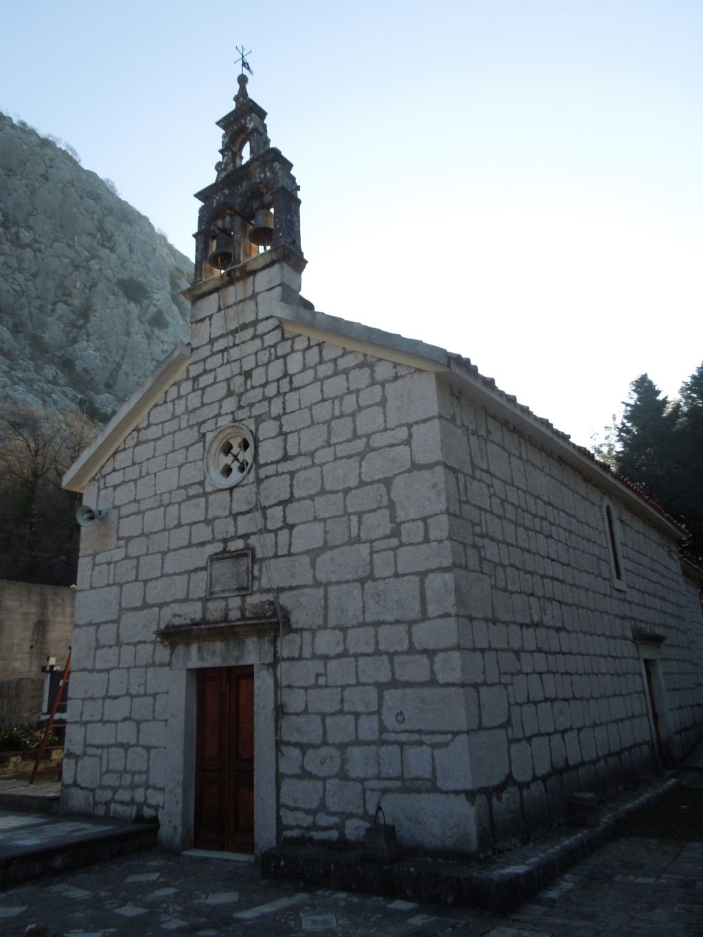 Kosciol sw antoniego zadvarje