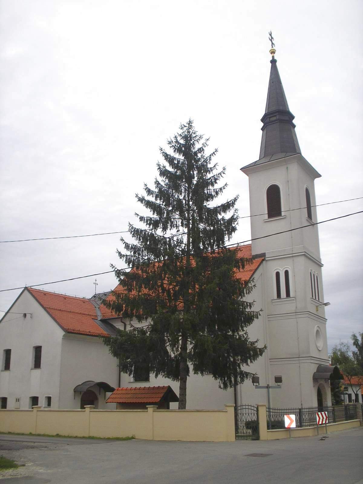 Kosciol trzech kroli donja lomnica