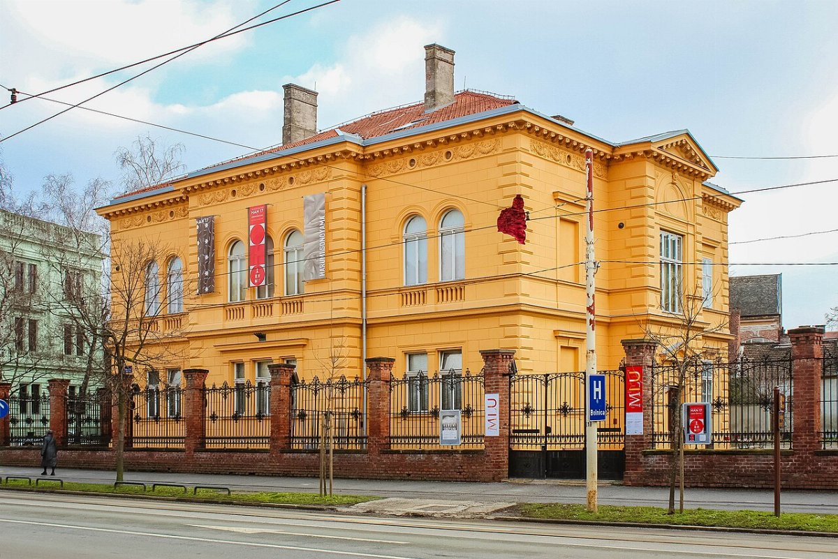 Budynek galerii sztuk pieknych osijek